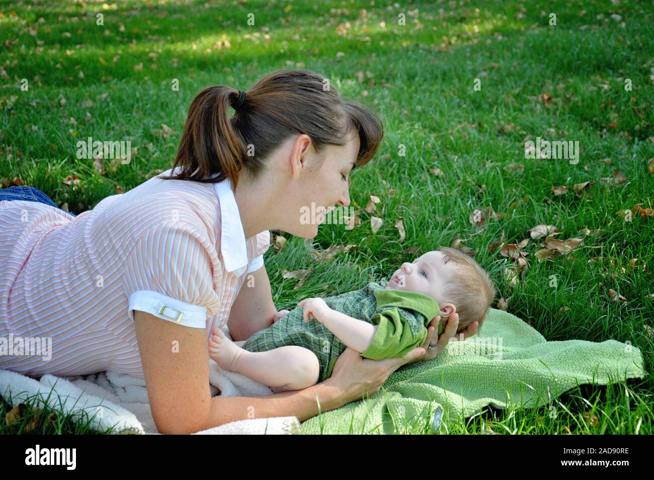 Portrait de la mère avec son fils mineur Banque D'Images