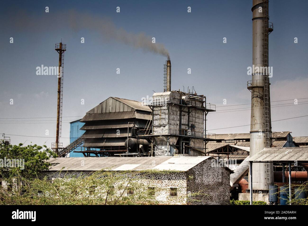 Une usine pour la fabrication de briques et de matériaux de construction Banque D'Images