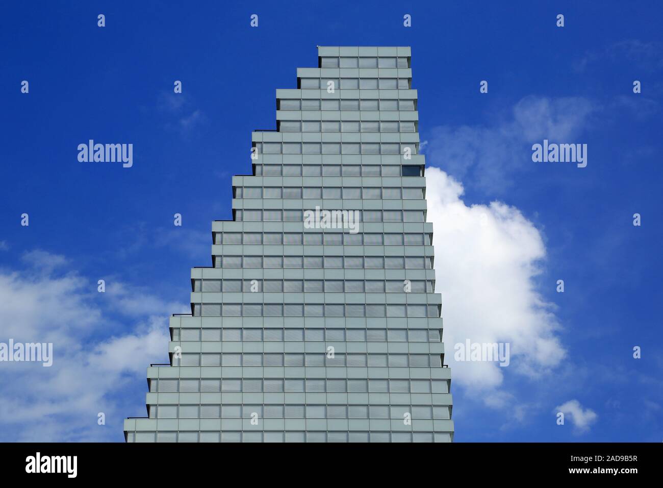 Bâle, immeuble de grande hauteur de l'entreprise pharmaceutique Roche Banque D'Images