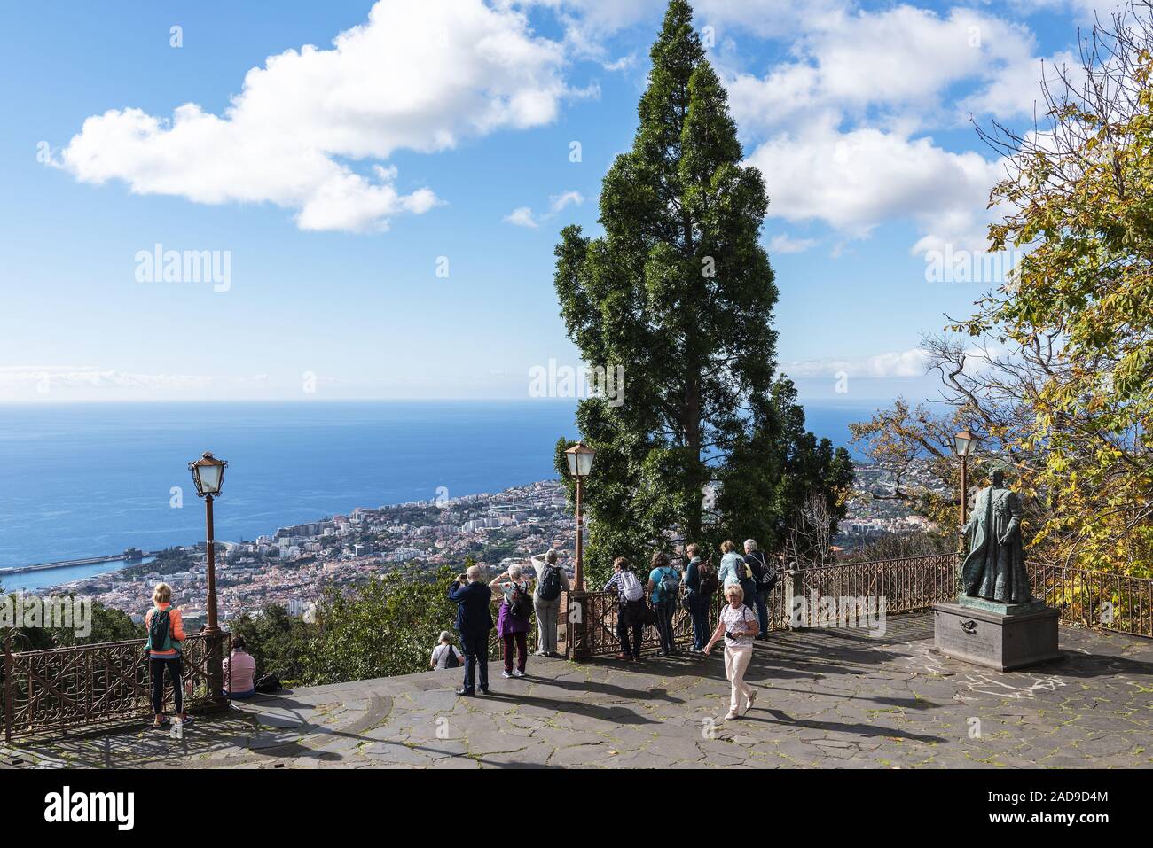 Outlook, Nossa Senhora do Monte, Monte, église de pèlerinage, Funchal, Madeira, Portugal, Europe Banque D'Images