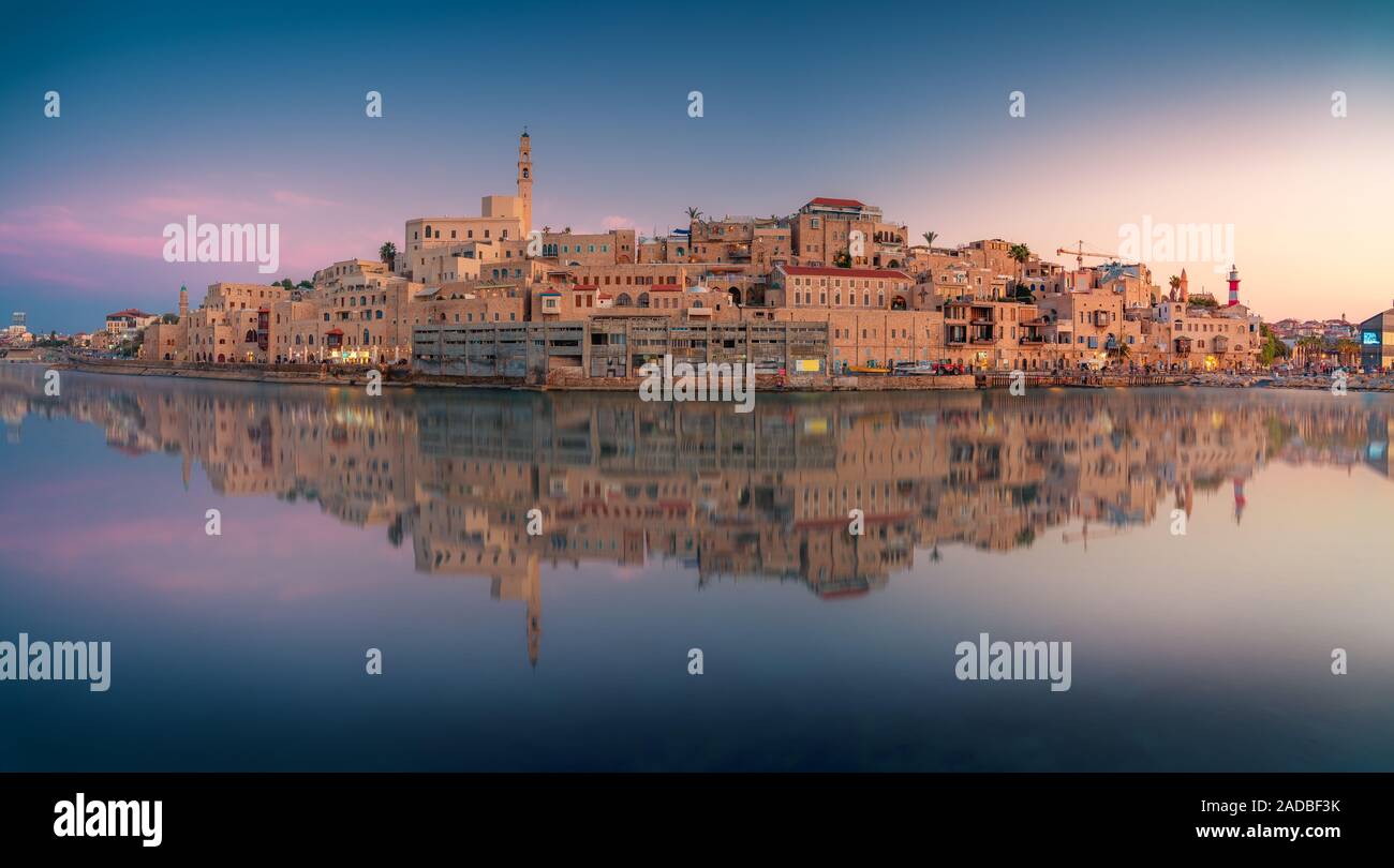 Belle vue panoramique de port de Jaffa et la vieille ville à Tel Aviv, Israël Banque D'Images