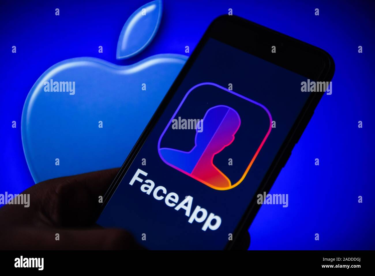 La Pologne. 9Th Jul 2019. Sur cette photo, l'illustration a FaceApp vu le logo affiché sur un smartphone. Credit : Omar Marques/SOPA Images/ZUMA/Alamy Fil Live News Banque D'Images