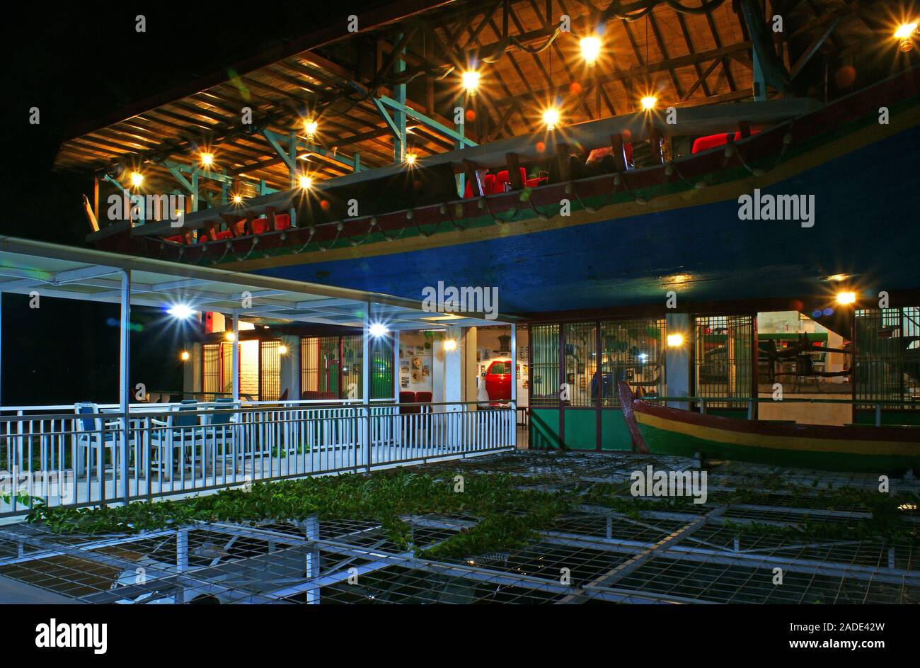 Lisung Cafe la nuit, Dago Pakar Bandung, Java ouest, Indonésie Banque D'Images