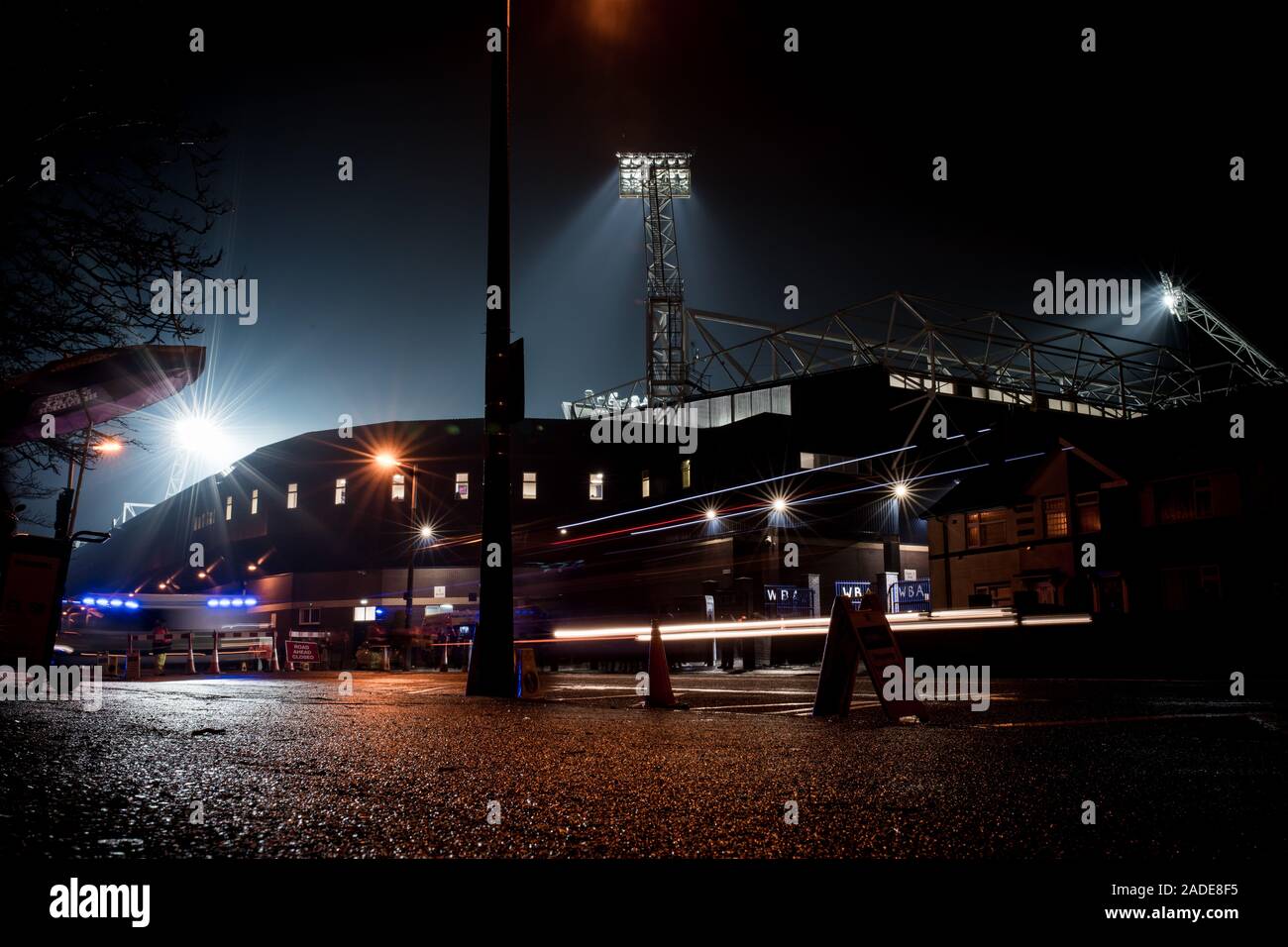 27/11/2019 Stade de football The Hawthorns home à West Bromwich Albion avant le match contre Bristol City regardée par 22 197 supporters. Banque D'Images