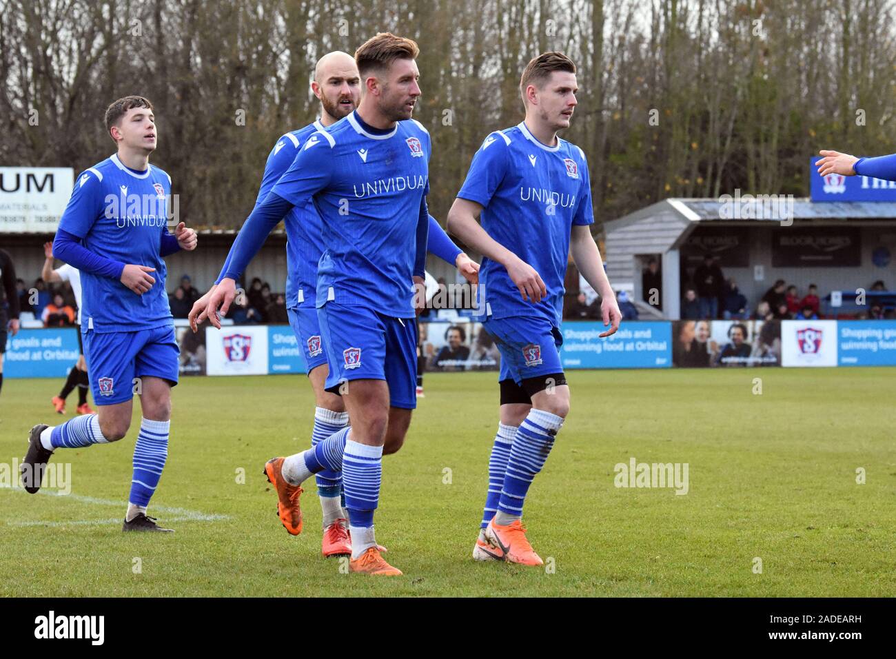 Swindon Supermarine football club Swindon Wiltshire England Uk. 30/11/2019. Swindon Supermarine dans webbswood stadium célébrations après avoir marqué Banque D'Images