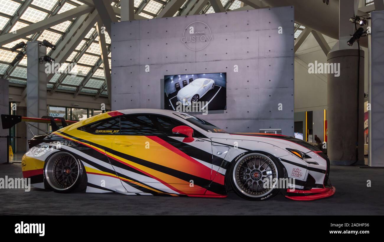 LOS ANGELES, CA/USA - 20 NOVEMBRE 2019 : UN 2019 Lexus RC F voiture à la Los Angeles Auto Show. Constructeur : Dana Balthasar Banque D'Images