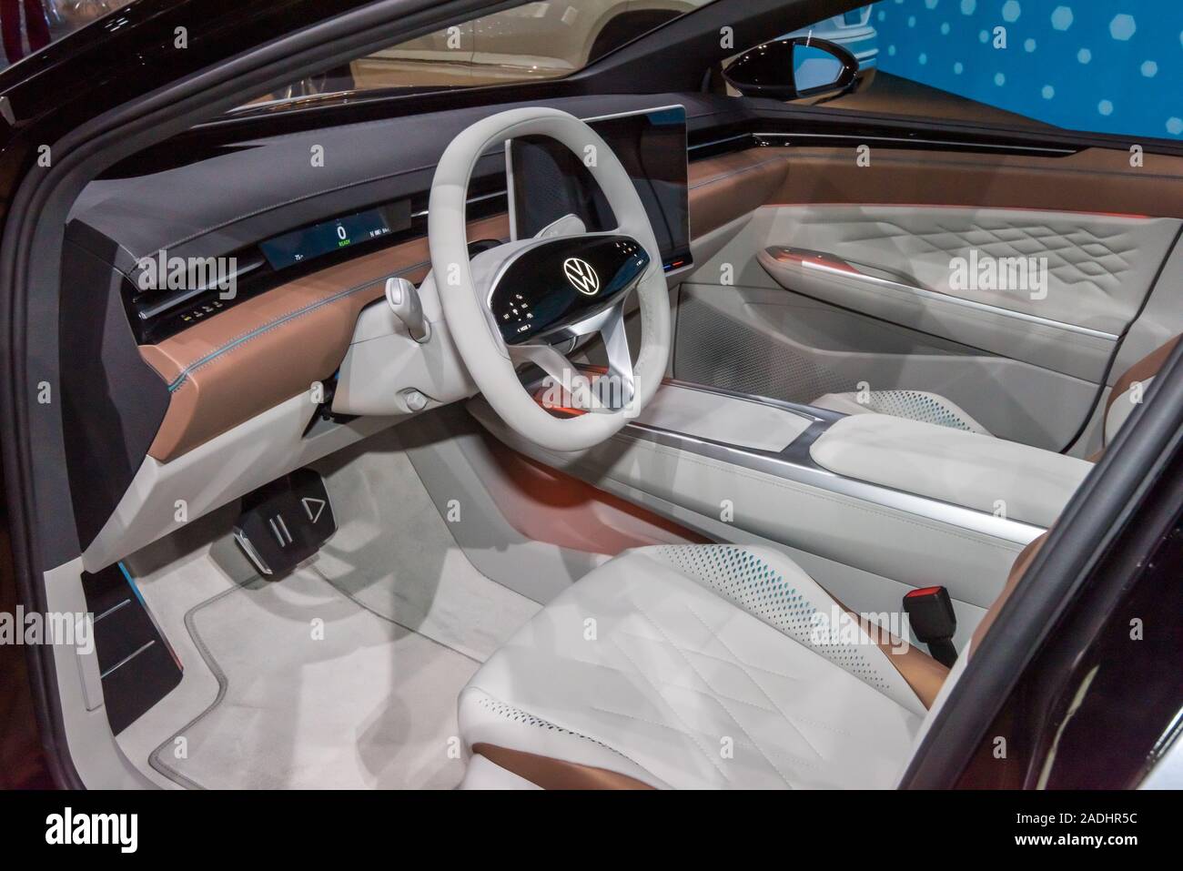 LOS ANGELES, CA/USA - 20 NOVEMBRE 2019 : Volkswagen Espace Vizzion ID concept électrique intérieur à la Los Angeles Auto Show. Banque D'Images