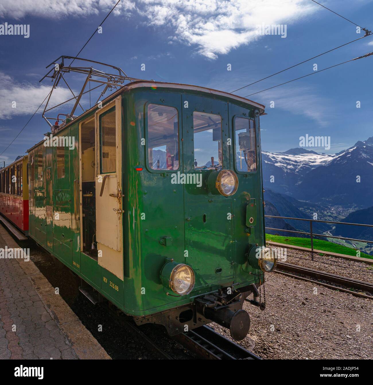 Chemin de fer en rack vers le Schynige Platte dans les Alpes suisses, Suisse Banque D'Images