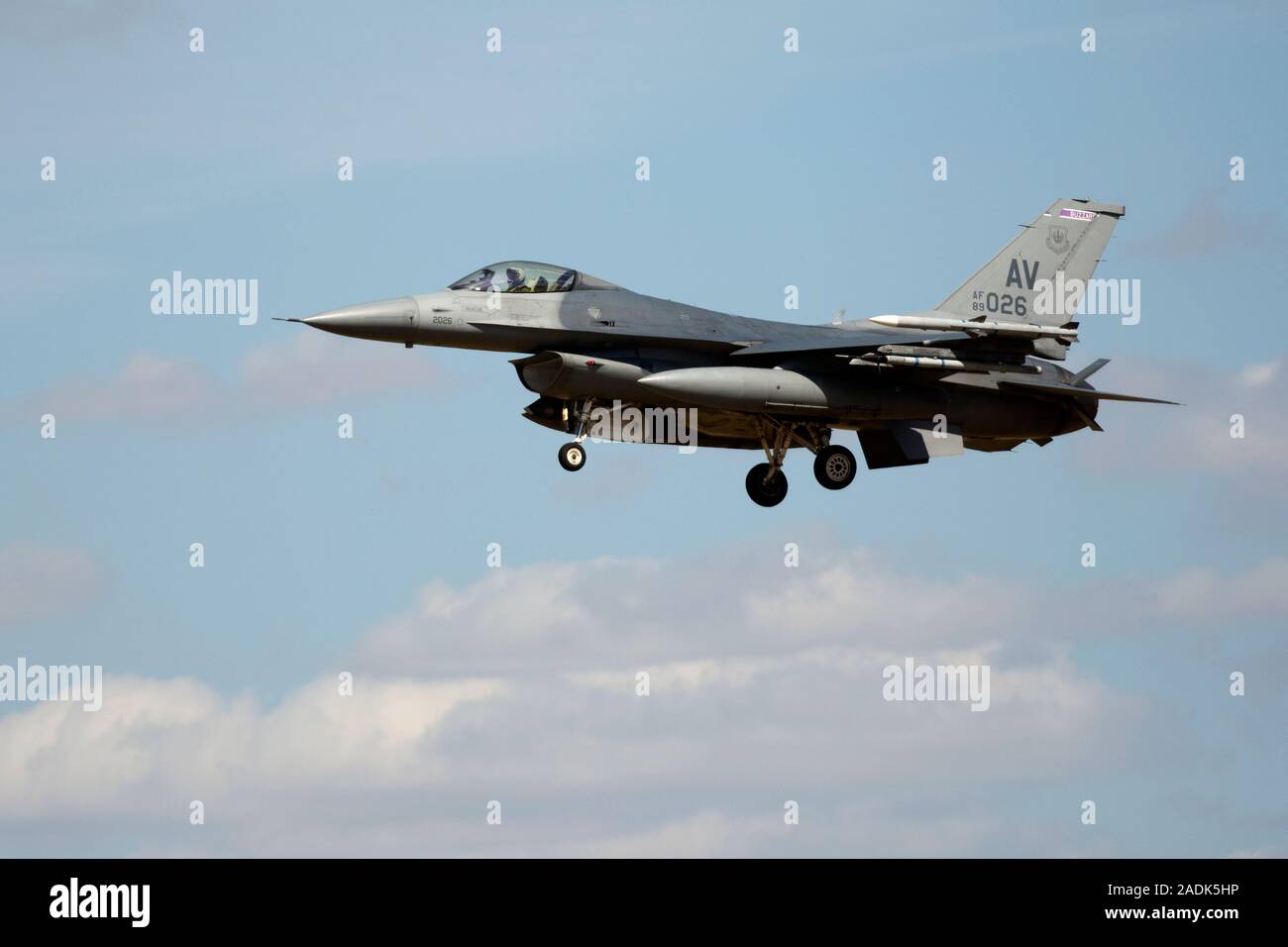 Lockheed Martin F-16C Fighting Falcon, 89-2026 de la 31e Escadre de chasse, 510th Fighter Squadron, queue, USAFE code 'AV' à Aviano AB, Italie Banque D'Images