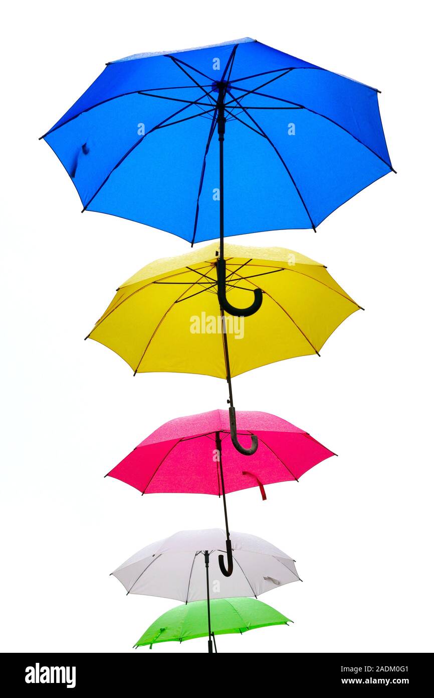 Parapluie colorés isolé sur fond blanc Banque D'Images