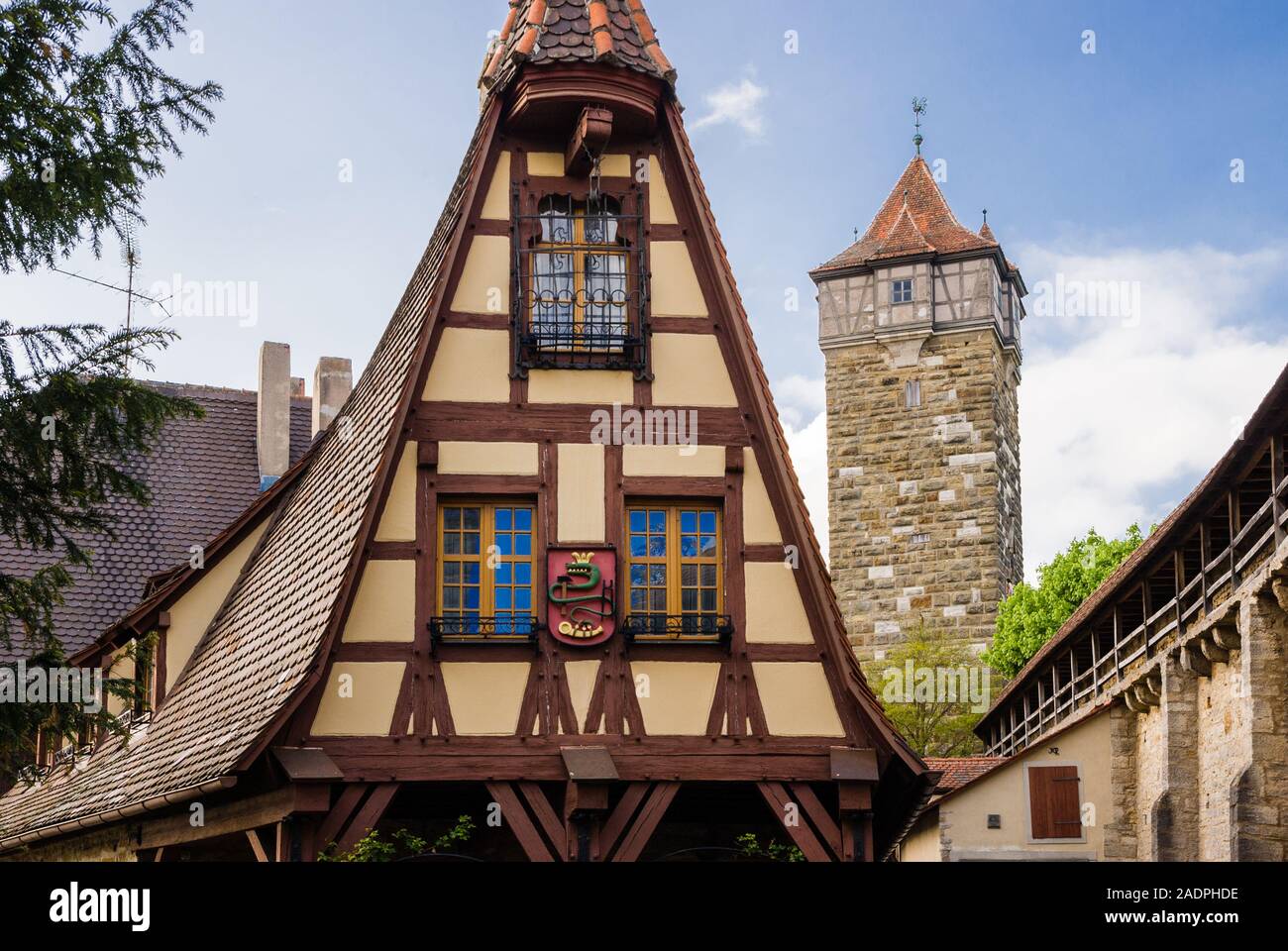 Altes Fachwerkhaus à Rothenburg ob der Tauber, Bayern, Deutschland Banque D'Images