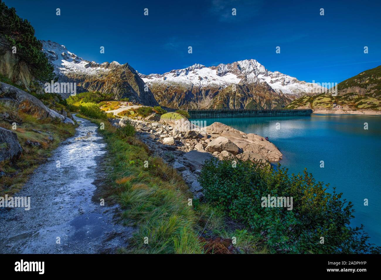 Gelmer lac près de Grimselpass par les Alpes suisses, à Gelmersee, Suisse Banque D'Images