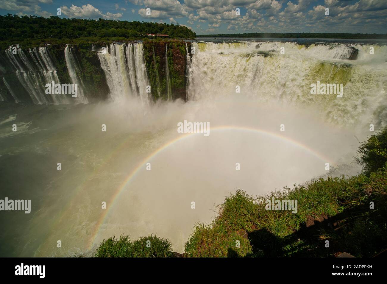 L'impressionnante "Gorge du Diable" à Iguazu Falls sur le parc national de l'Iguazu, Argentine Banque D'Images