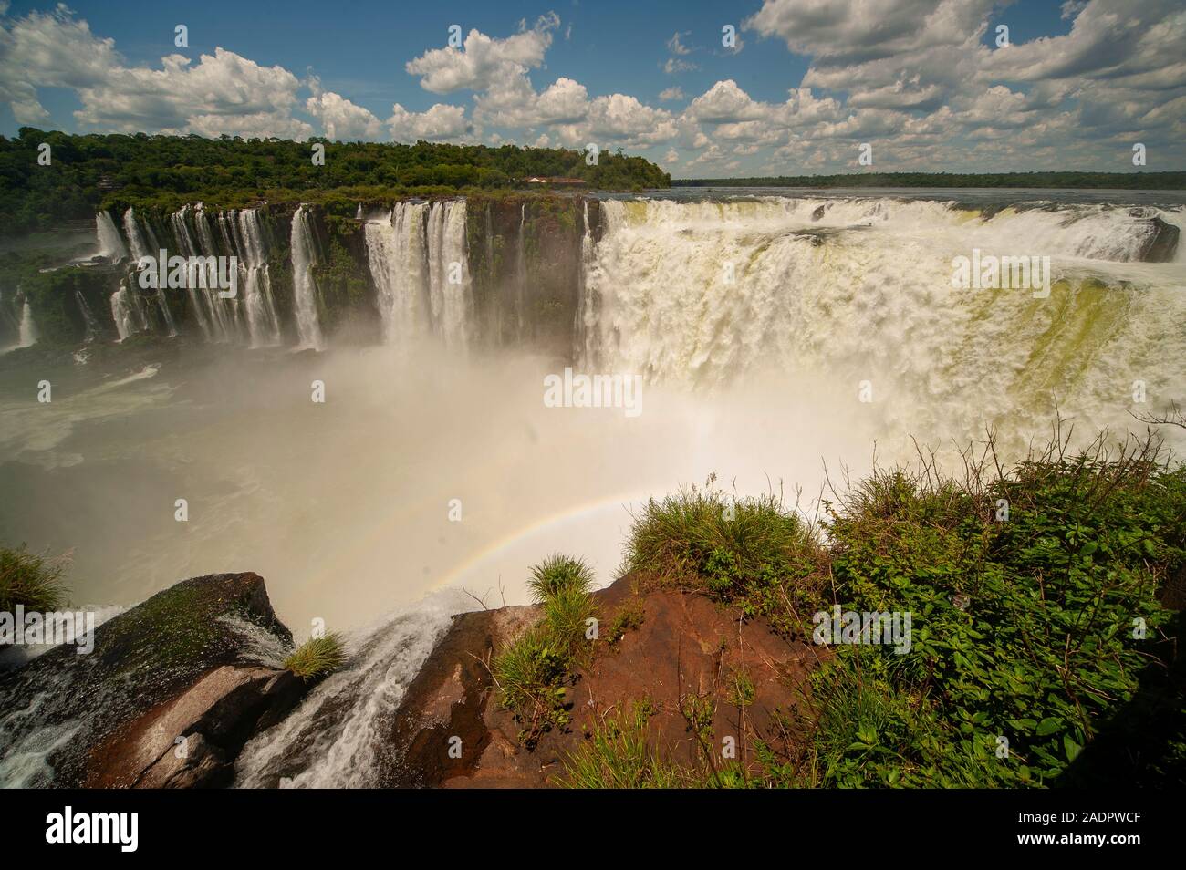 L'impressionnante "Gorge du Diable" à Iguazu Falls sur le parc national de l'Iguazu, Argentine Banque D'Images