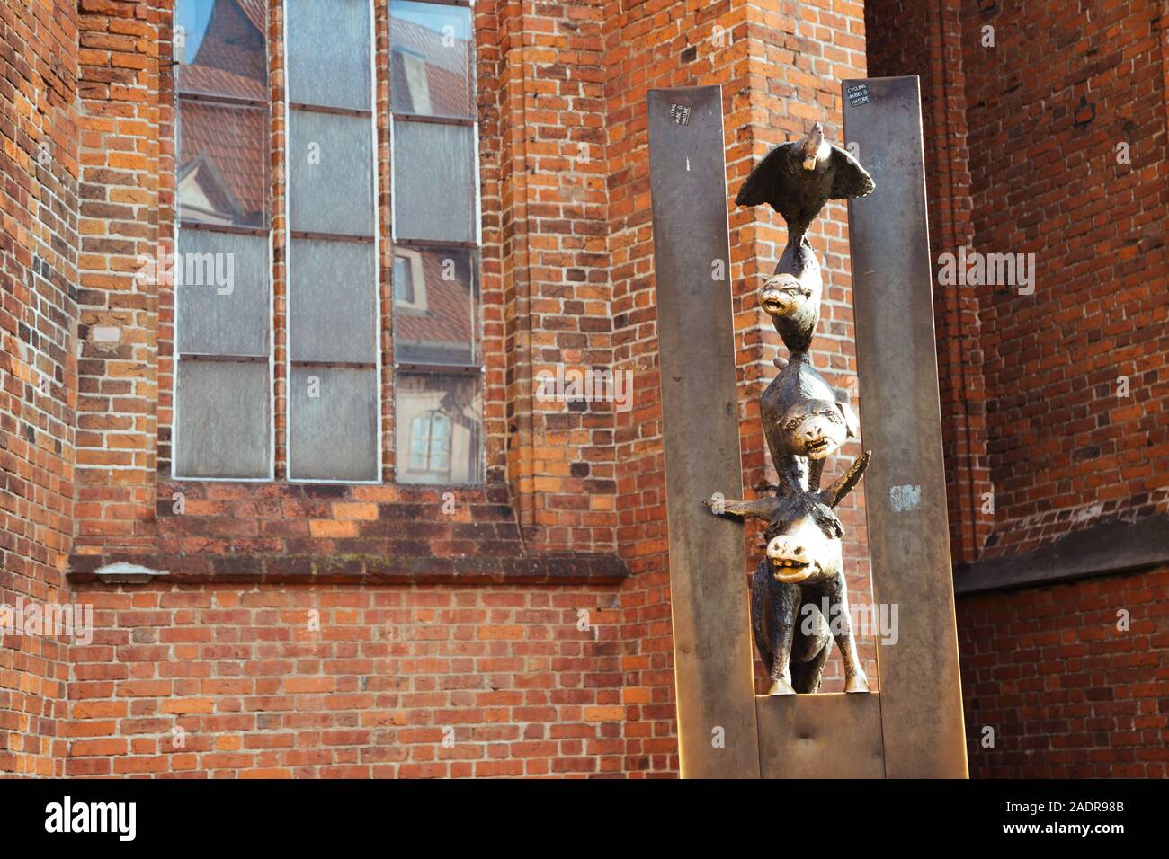 Riga, Lettonie - 11 août 2019 : Sculpture de musiciens de Brême Banque D'Images