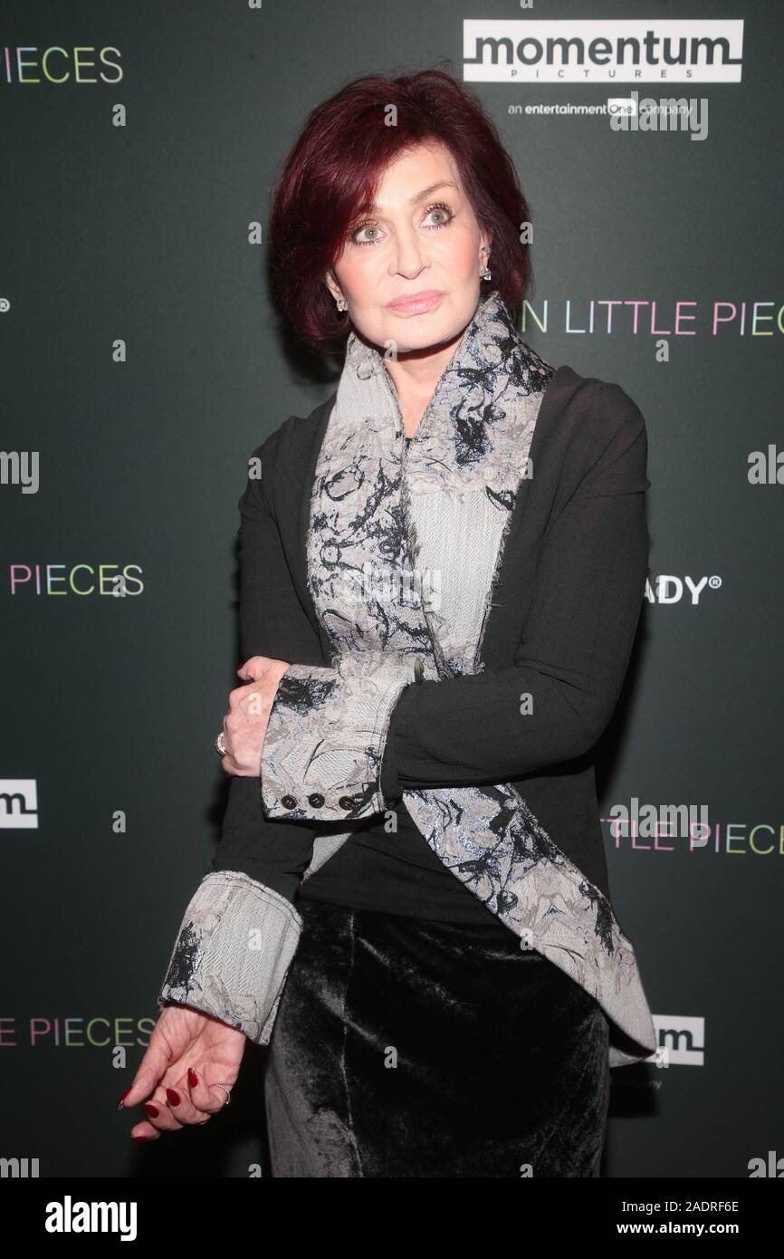 Hollywood, Californie, USA. 9Th Jul 2019. Hollywood, CA. 9Th Jul 2019. Sharon Osbourne à un million de petits morceaux Projection spéciale à la London à Hollywood, Californie le 4 décembre 2019. Credit : Faye Sadou/media/Alamy Punch Live News Crédit : MediaPunch Inc/Alamy Live News Banque D'Images