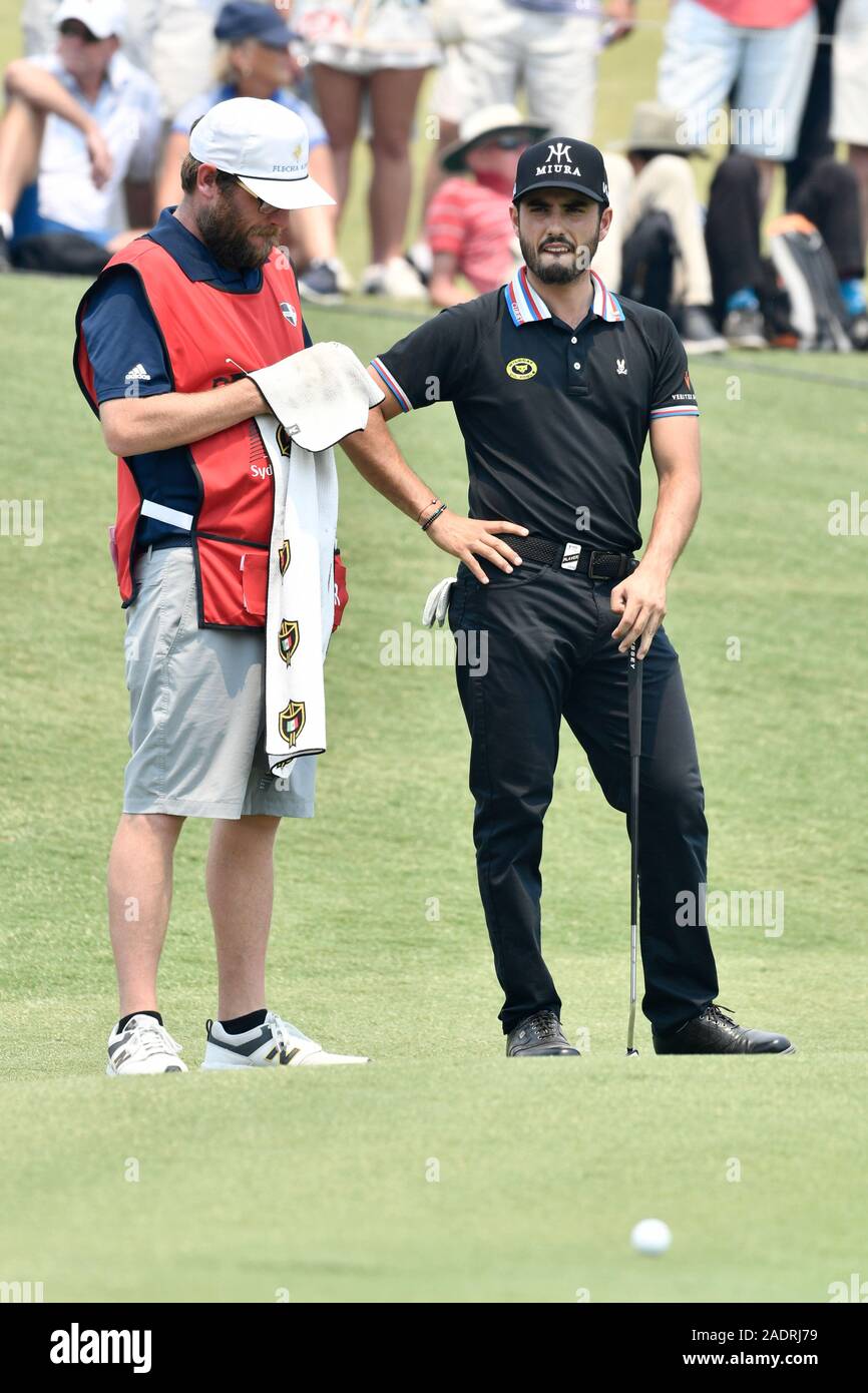 Sydney, Nouvelle-Galles du Sud, Australie. 5 décembre 2019, l'Australian Golf Club, Sydney, Nouvelle-Galles du Sud, Australie ; PGA Tour d'Australasie, tournoi de golf de l'Open d'Australie, jour 1 ; Abraham Ancer du Mexique attend pour frapper légèrement sur le 9e trou - usage éditorial : Action Crédit Plus Sport Images/Alamy Live News Banque D'Images