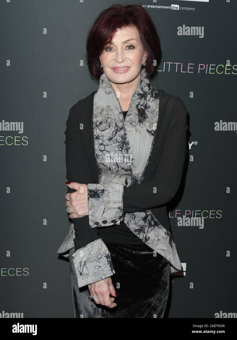 Los Angeles, USA. 08Th Nov, 2019. Sharon Osbourne arrive à l'élan des photos d'UN MILLION DE PETITS MORCEAUX Projection spéciale tenue à l'hôtel London West Hollywood, CA le Mercredi, Décembre 4, 2019 ?. (Photo par Sthanlee B. Mirador/Sipa USA) Crédit : Sipa USA/Alamy Live News Banque D'Images