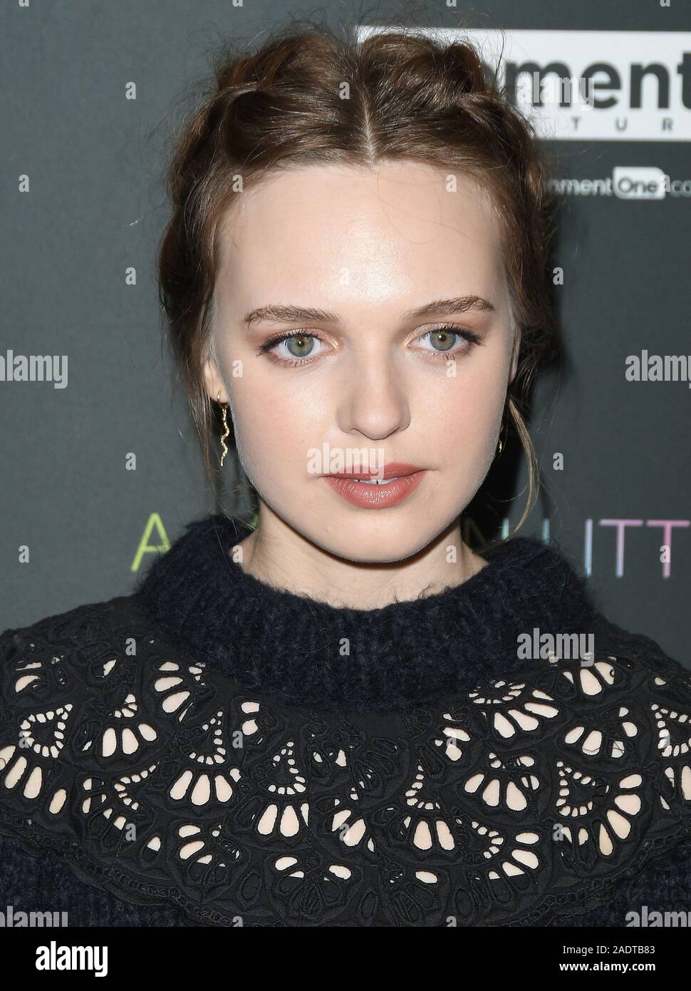 Los Angeles, USA. 08Th Nov, 2019. Odessa Young arrive sur le Momentum Pictures' UN MILLION DE PETITS MORCEAUX Projection spéciale tenue à l'hôtel London West Hollywood, CA le Mercredi, Décembre 4, 2019 ?. (Photo par Sthanlee B. Mirador/Sipa USA) Crédit : Sipa USA/Alamy Live News Banque D'Images