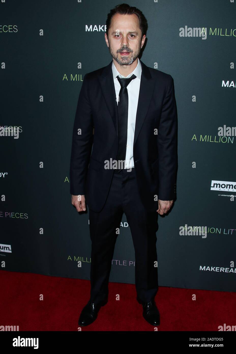 West Hollywood, États-Unis. 08Th Nov, 2019. WEST HOLLYWOOD, LOS ANGELES, CALIFORNIE, USA - 04 DÉCEMBRE : l'Acteur Giovanni Ribisi arrive à la Los Angeles Projection spéciale de Momentum Pictures' 'A Million Little Pieces" tenue à l'hôtel London West Hollywood à Los Angeles le 4 décembre 2019 à West Hollywood, Los Angeles, Californie, États-Unis. (Photo par Xavier Collin/Image Crédit : Agence de Presse) L'agence de presse Image/Alamy Live News Banque D'Images