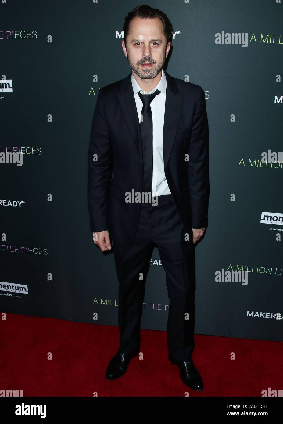 West Hollywood, États-Unis. 08Th Nov, 2019. WEST HOLLYWOOD, LOS ANGELES, CALIFORNIE, USA - 04 DÉCEMBRE : l'Acteur Giovanni Ribisi arrive à la Los Angeles Projection spéciale de Momentum Pictures' 'A Million Little Pieces" tenue à l'hôtel London West Hollywood à Los Angeles le 4 décembre 2019 à West Hollywood, Los Angeles, Californie, États-Unis. (Photo par Xavier Collin/Image Crédit : Agence de Presse) L'agence de presse Image/Alamy Live News Banque D'Images
