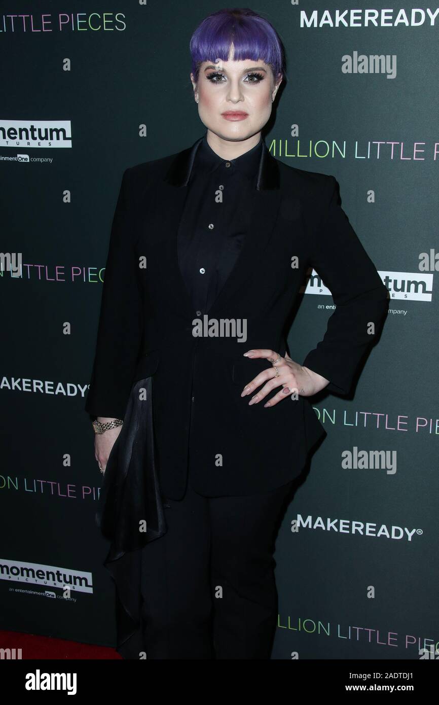 West Hollywood, États-Unis. 08Th Nov, 2019. WEST HOLLYWOOD, LOS ANGELES, CALIFORNIE, USA - 04 décembre : la chanteuse Kelly Osbourne arrive à la Los Angeles Projection spéciale de Momentum Pictures' 'A Million Little Pieces" tenue à l'hôtel London West Hollywood à Los Angeles le 4 décembre 2019 à West Hollywood, Los Angeles, Californie, États-Unis. (Photo par Xavier Collin/Image Crédit : Agence de Presse) L'agence de presse Image/Alamy Live News Banque D'Images