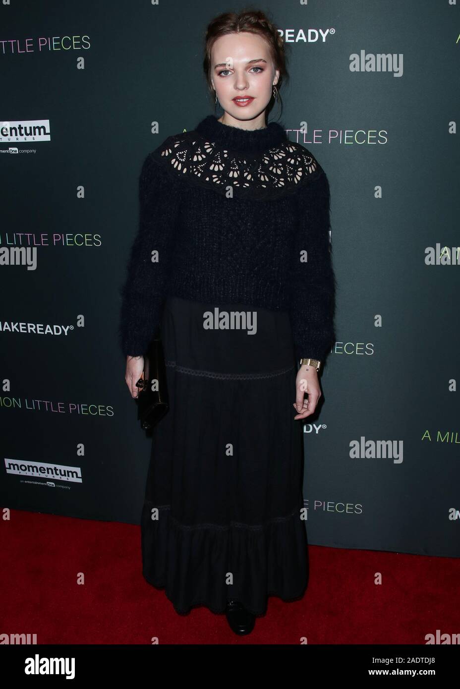 West Hollywood, États-Unis. 08Th Nov, 2019. WEST HOLLYWOOD, LOS ANGELES, CALIFORNIE, USA - Décembre 04 : jeune actrice Odessa arrive à la Los Angeles Projection spéciale de Momentum Pictures' 'A Million Little Pieces" tenue à l'hôtel London West Hollywood à Los Angeles le 4 décembre 2019 à West Hollywood, Los Angeles, Californie, États-Unis. (Photo par Xavier Collin/Image Crédit : Agence de Presse) L'agence de presse Image/Alamy Live News Banque D'Images
