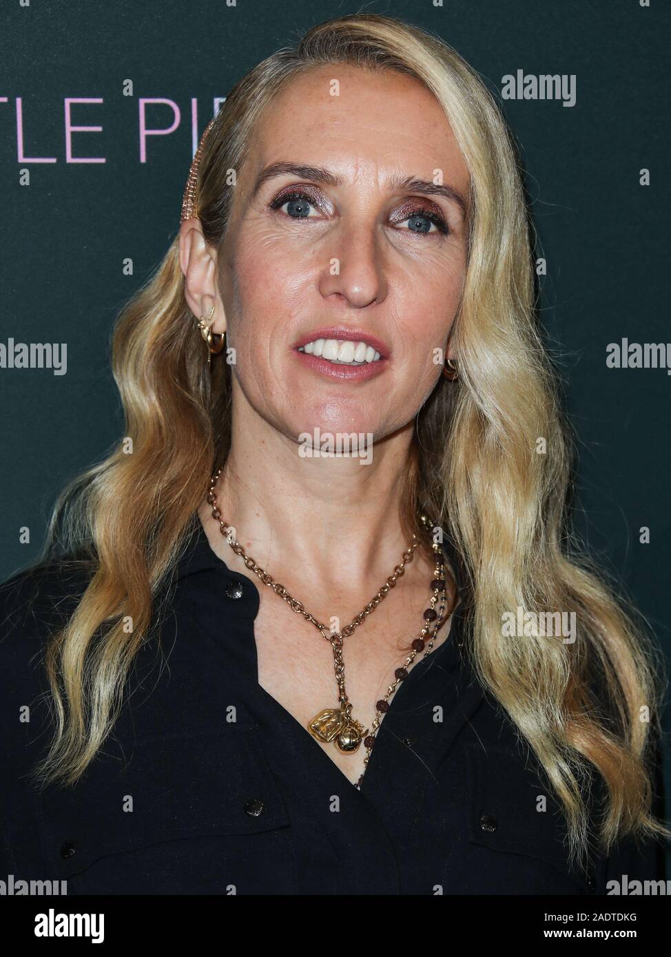 West Hollywood, États-Unis. 08Th Nov, 2019. WEST HOLLYWOOD, LOS ANGELES, CALIFORNIE, USA - 04 DÉCEMBRE : réalisateur Sam Taylor-Johnson arrive à la Los Angeles Projection spéciale de Momentum Pictures' 'A Million Little Pieces" tenue à l'hôtel London West Hollywood à Los Angeles le 4 décembre 2019 à West Hollywood, Los Angeles, Californie, États-Unis. (Photo par Xavier Collin/Image Crédit : Agence de Presse) L'agence de presse Image/Alamy Live News Banque D'Images