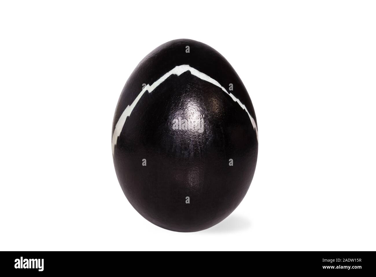 Easter Egg noir, isolé sur blanc, dye Banque D'Images