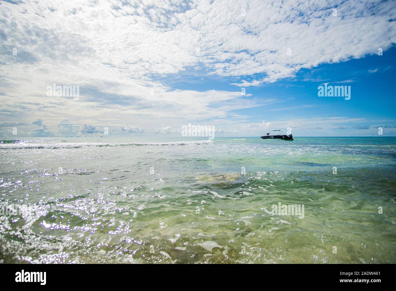 Belle rencontre la mer des caraïbes ciel impressionnant au Yucatan Banque D'Images