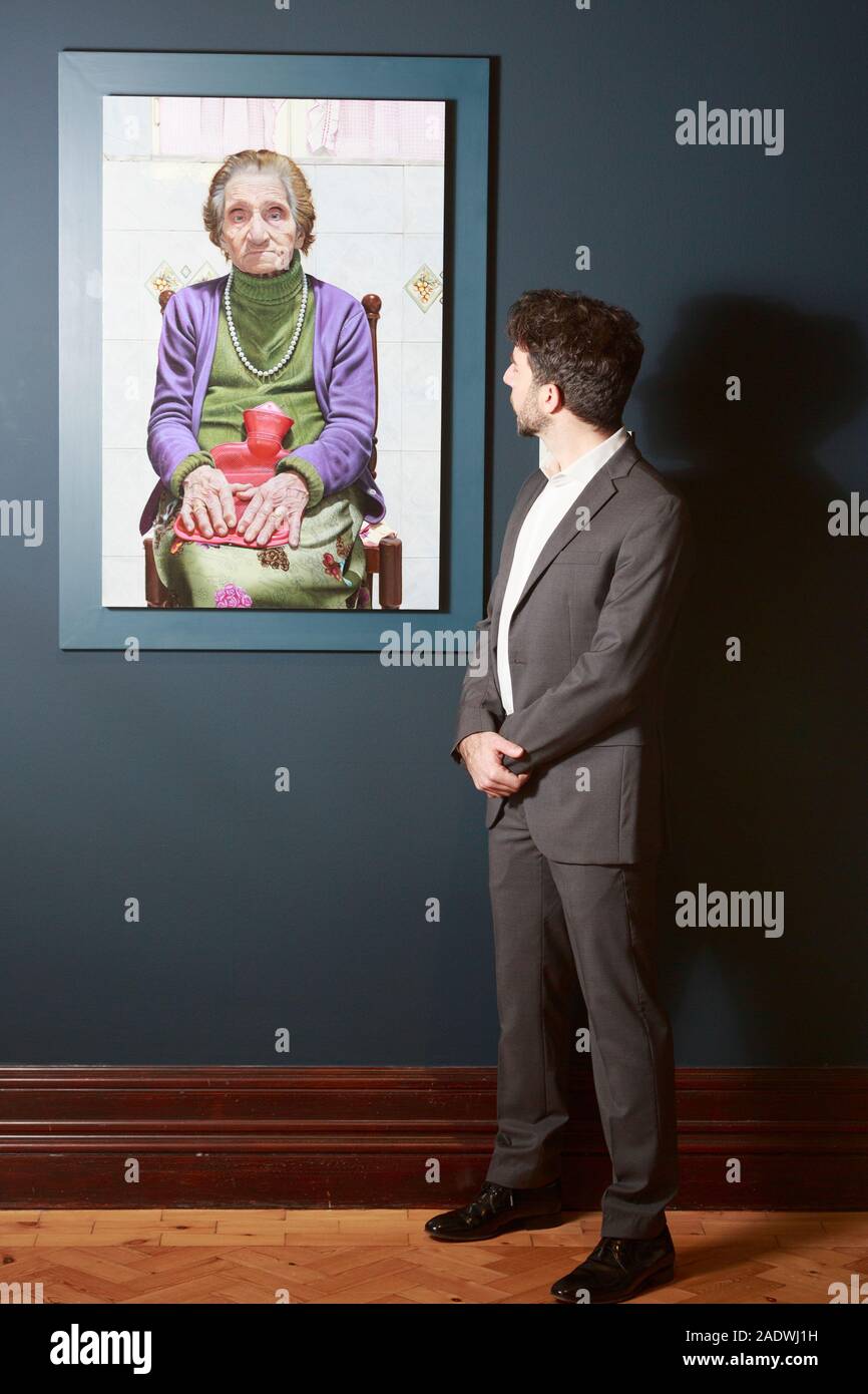 Edinburgh, Ecosse, Royaume-Uni. 5 déc 2019. BP Portrait Award affichage à la National Portrait Gallery d'Edimbourg. Photo:Massimiliano Pironti pour Quo Vadis ? Un portrait de sa grand-mère maternelle de 95 ans. Credit : Pako Mera/Alamy Live News Banque D'Images