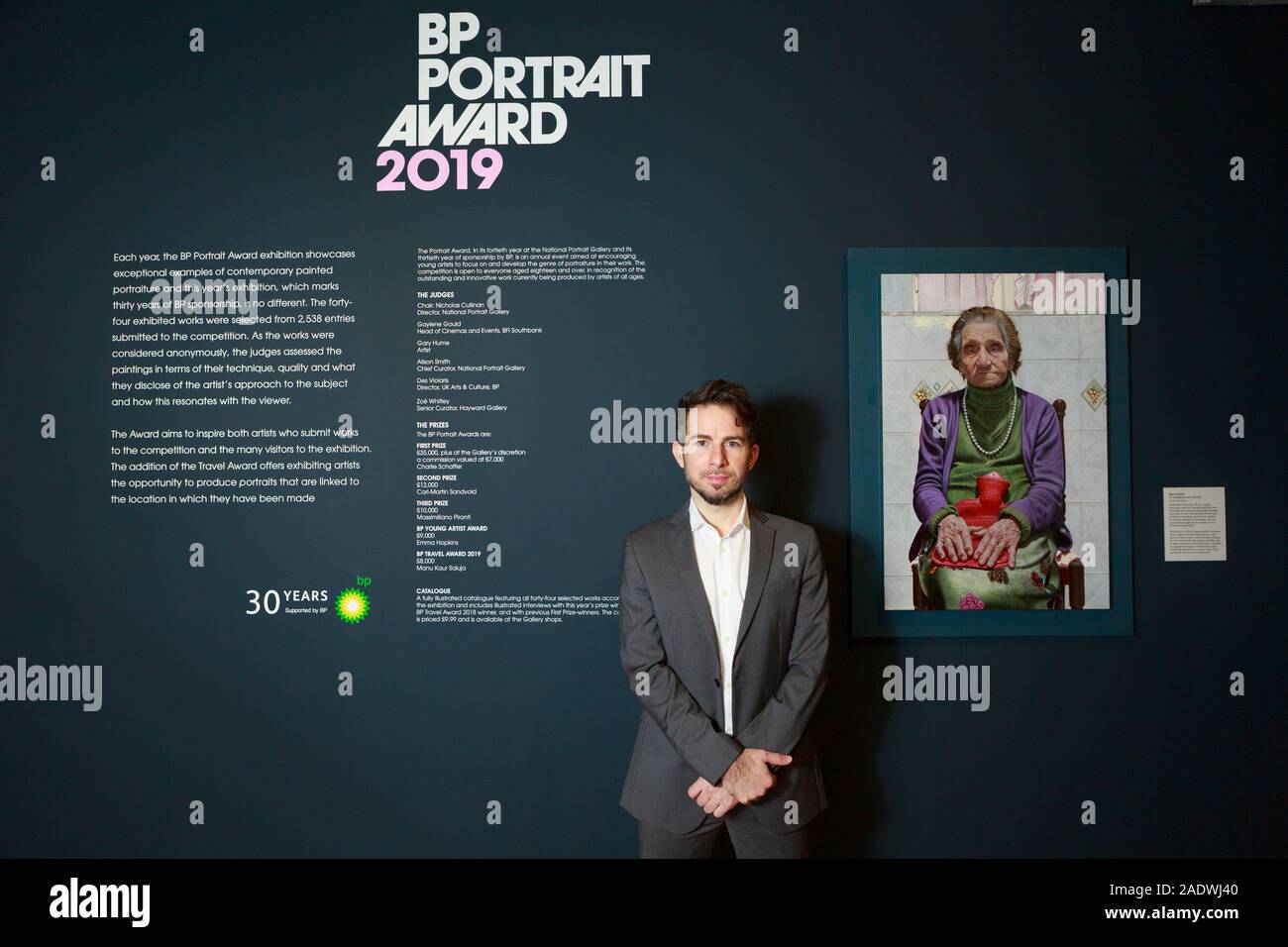 Edinburgh, Ecosse, Royaume-Uni. 5 déc 2019. BP Portrait Award affichage à la National Portrait Gallery d'Edimbourg. Sur la photo : Massimiliano Pironti pour Quo Vadis ? Un portrait de sa grand-mère maternelle de 95 ans. Credit : Pako Mera/Alamy Live News Banque D'Images