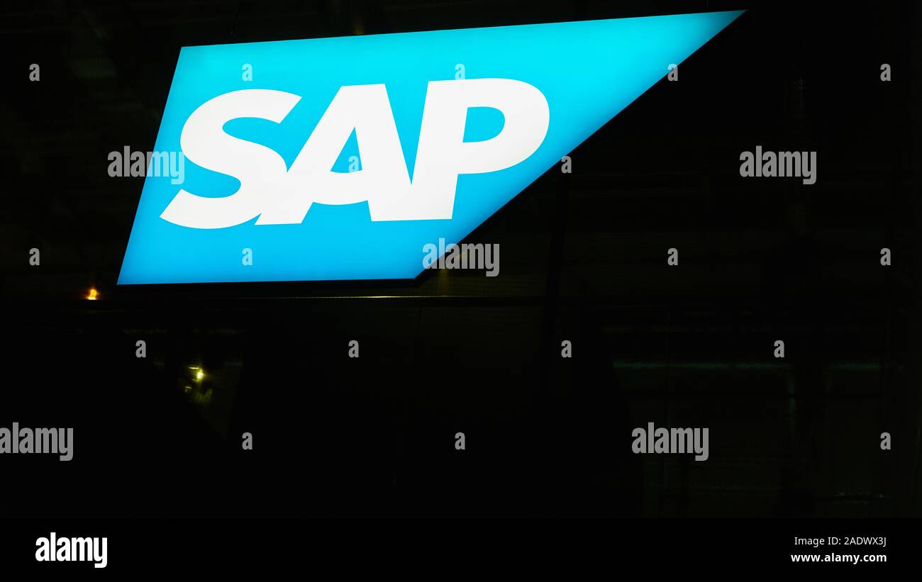 COLOGNE, septembre 2019 : SAP logo sur le salon salon dmexco Banque D'Images