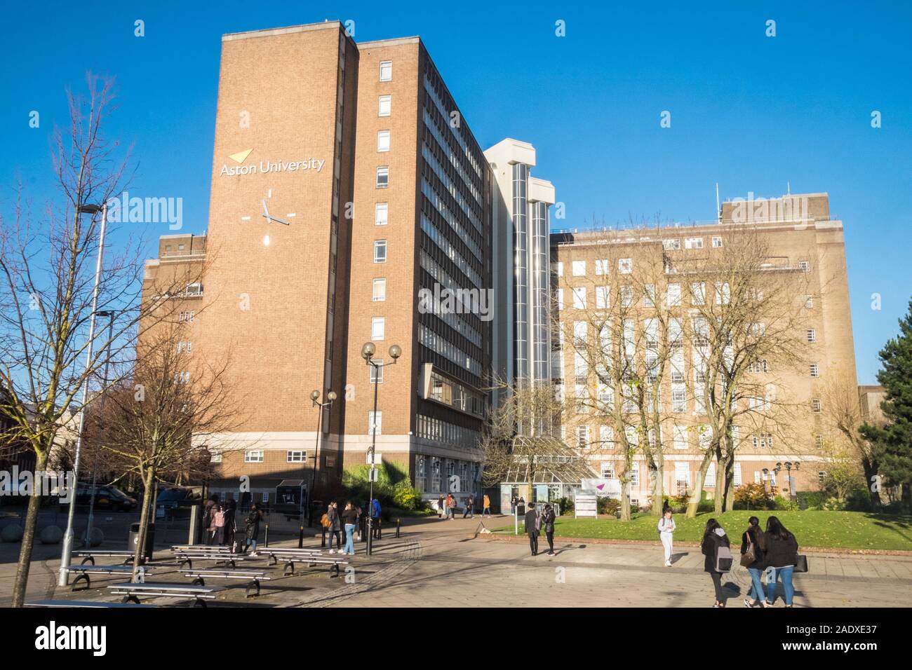 L'Université d'Aston, étudiant les étudiants,l'éducation,campus,Ville,,Center,de,,Birmingham West Midlands West Midlands,,,Angleterre,English,GB,Bretagne,la,UK Banque D'Images