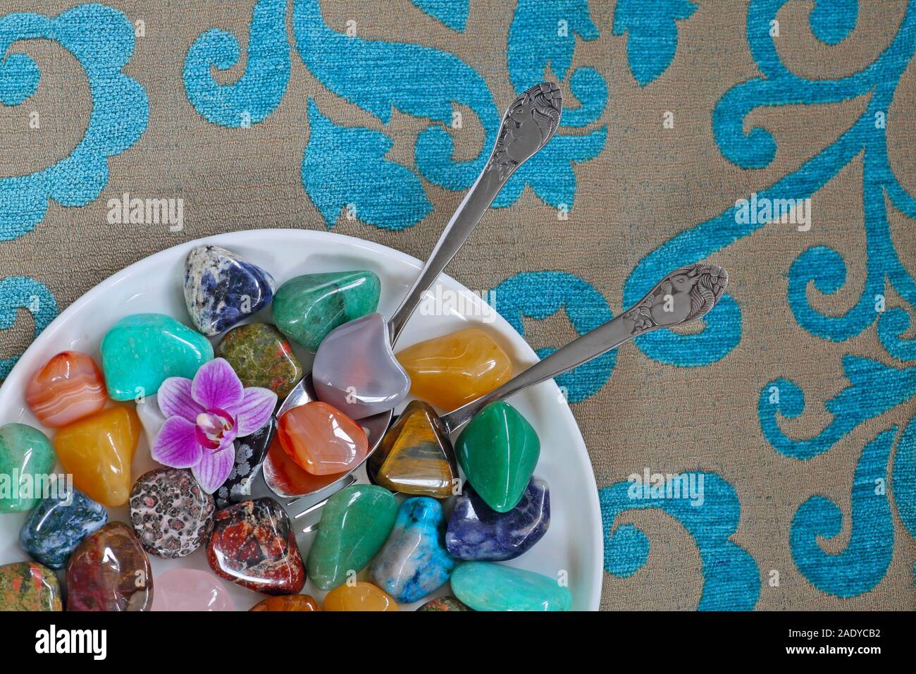 Les pierres et la santé IV, un travail conceptuel pour montrer que nous avons besoin de prendre soin de nous-mêmes. Banque D'Images