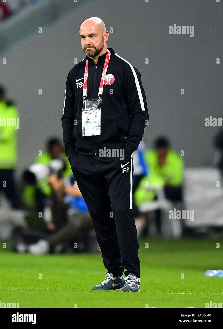 Doha, Qatar. 5 déc, 2019. L'entraîneur-chef du Qatar Felix Sanchez Bas réagit au cours de la 24e Coupe du golfe Arabe demi-finale 2019 entre le Qatar et l'Arabie saoudite à Doha, Qatar, le 5 décembre 2019. Credit : Nikku/Xinhua/Alamy Live News Banque D'Images