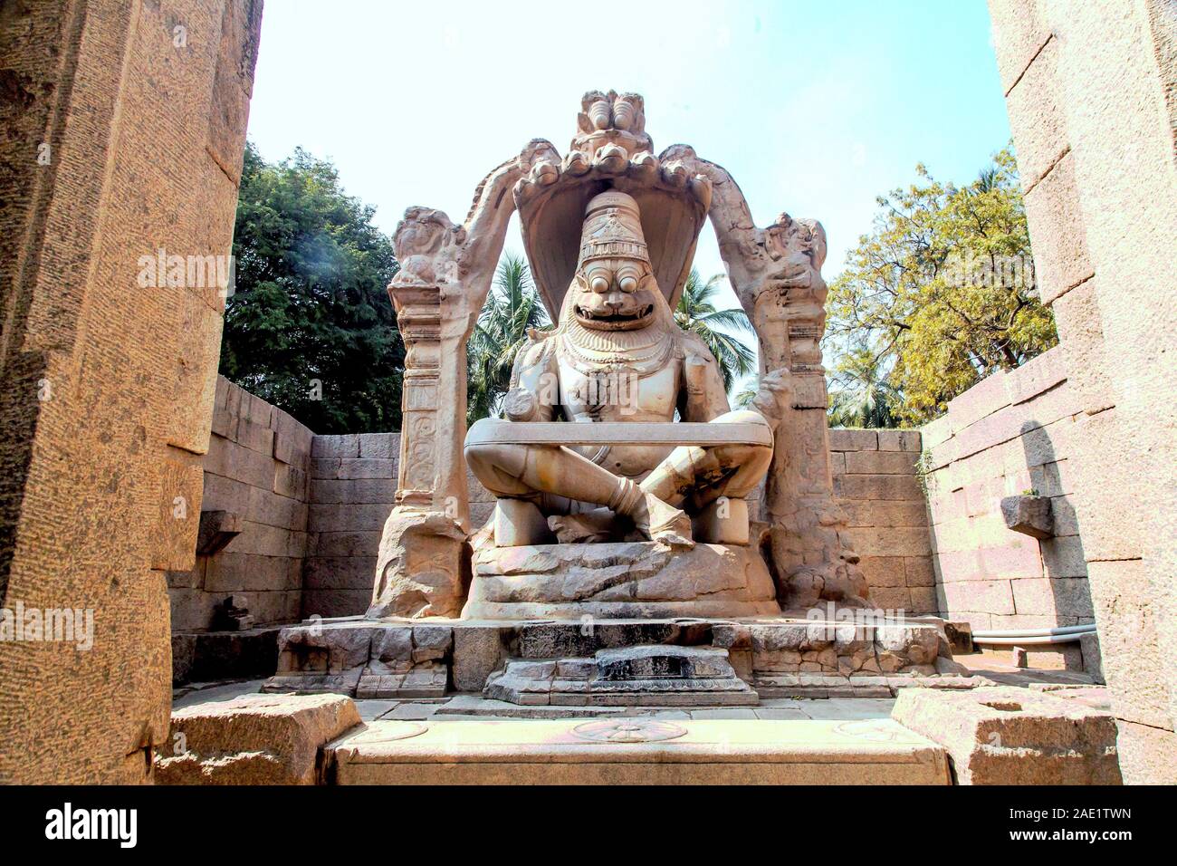 Statue monolithique de Narasimha, Hampi, Karnataka, Inde, Asie Banque D'Images