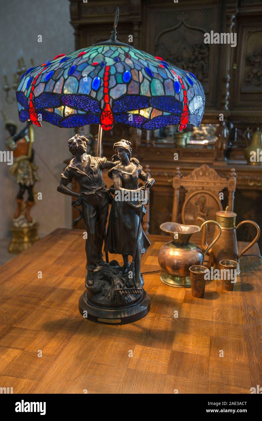 Mobilier cuisine intérieur en style traditionnel belge. Banque D'Images