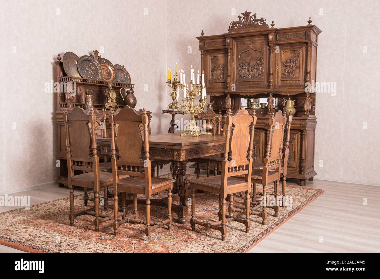 Mobilier cuisine intérieur en style traditionnel belge. La fin du xixe siècle. Banque D'Images