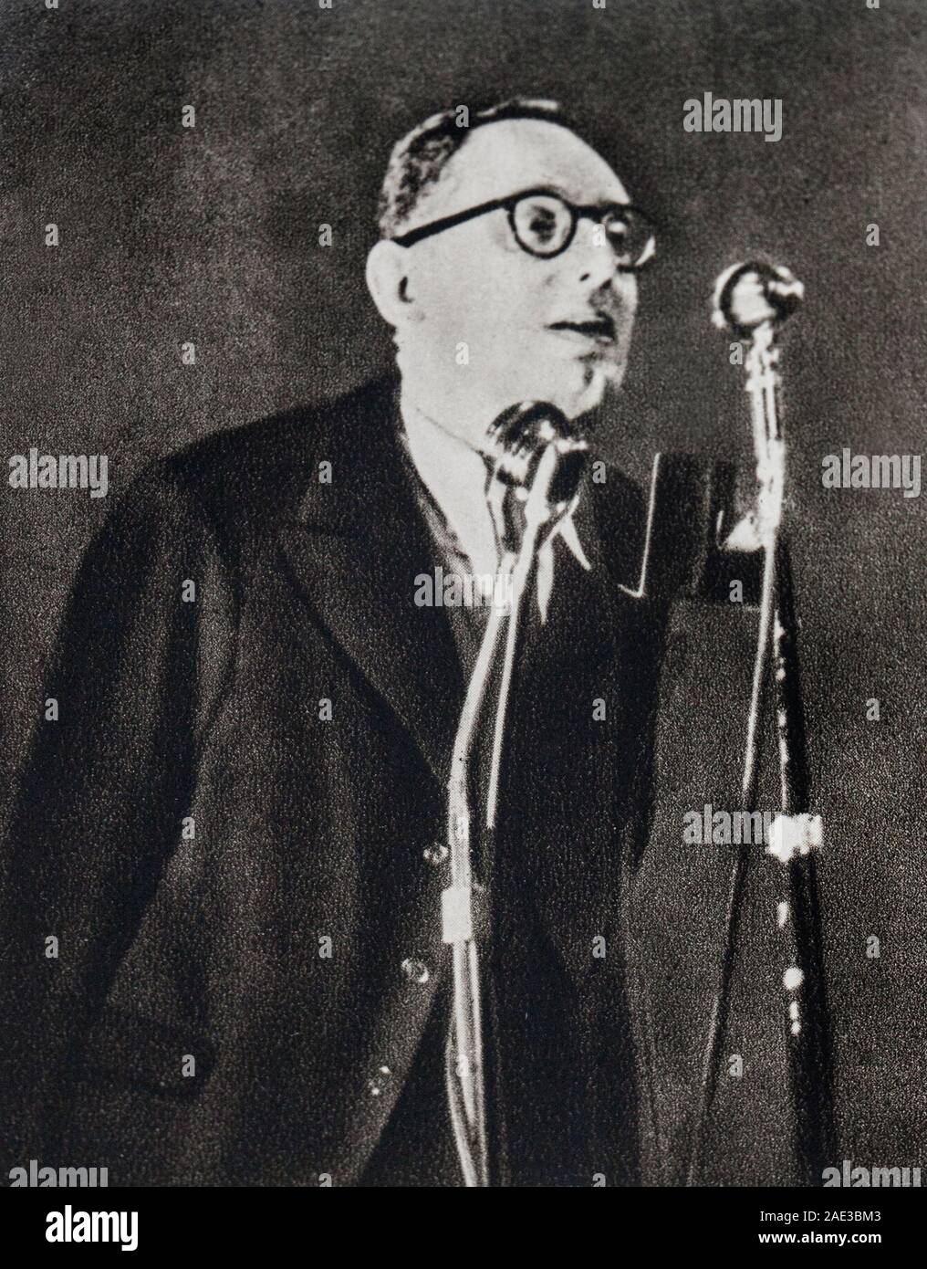 Les haut-parleurs de la France Libre à Londres : Maurice Schuman Banque D'Images