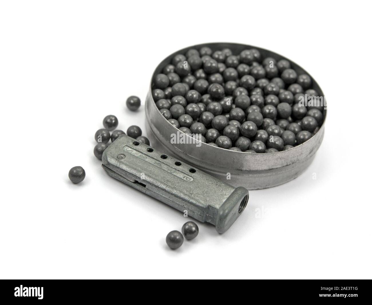 Des billes de plomb et magazine pour fusils à air Banque D'Images