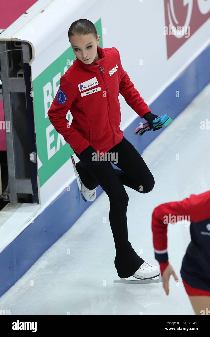 Anna Shcherbakova de la Russie au cours de la 2019 ISU Grand Prix of Figure Skating Final Women's pratique au Palavela, Turin, Italie, le 5 décembre 2019. Credit : AFLO/Alamy Live News Banque D'Images