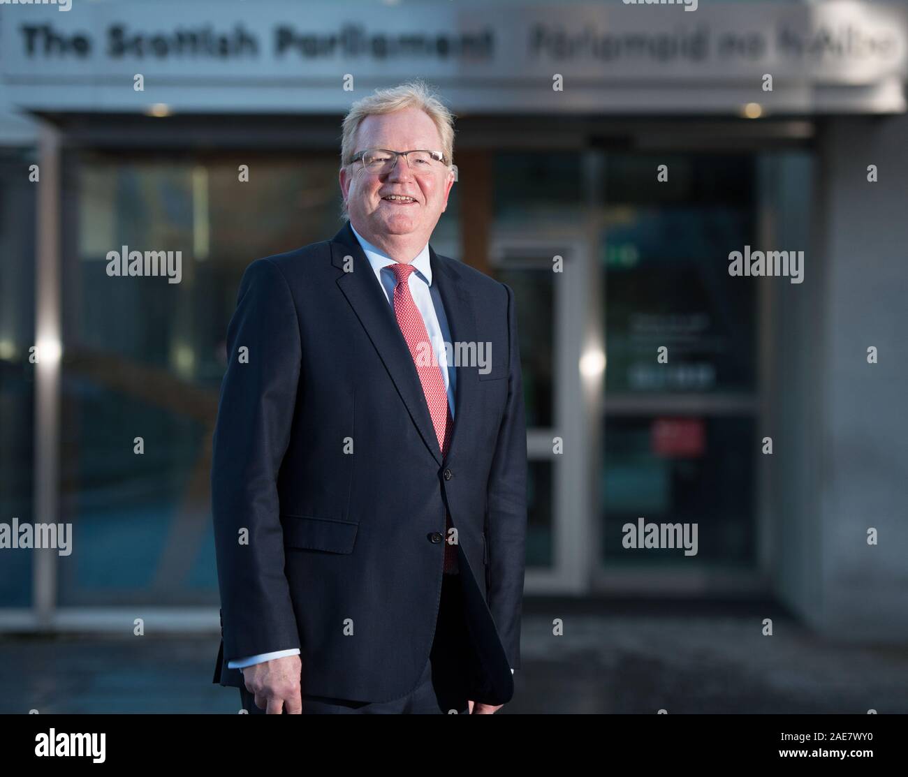 Edinburgh, Royaume-Uni. 14 novembre 2019. Sur la photo : Jackson Carlaw MSP - Chef intérimaire du Parti unioniste et conservateur écossais. Photo Op à l'extérieur du Parlement écossais. Crédit : Colin Fisher/Alamy Live News. Banque D'Images