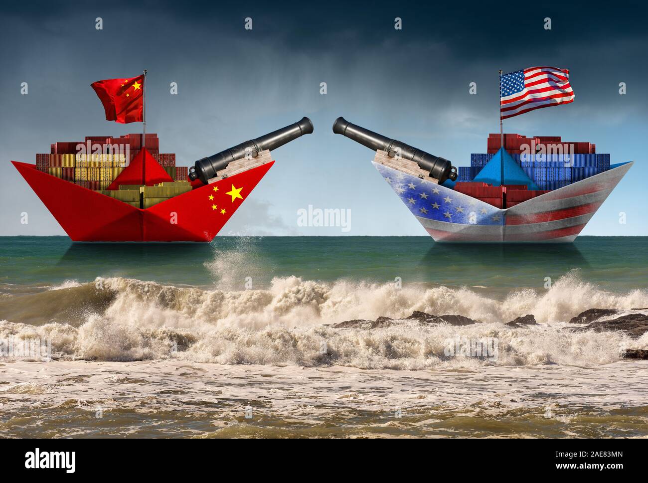 USA et Chine guerre commerciale concept. Deux conteneurs de fret avec des canons et les Chinois et les États-Unis d'Amérique drapeau. Dans une mer agitée Banque D'Images