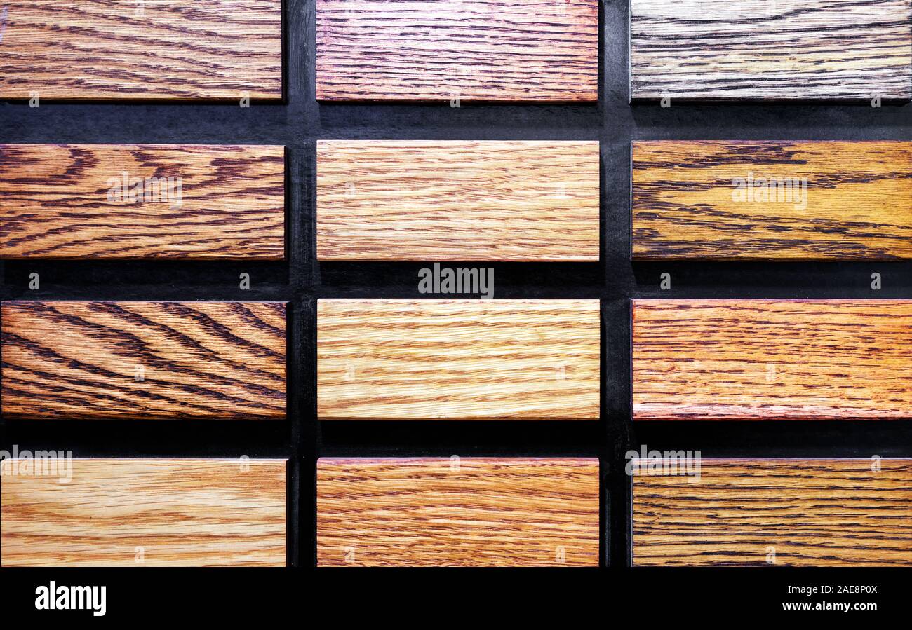 Blocs en bois avec différents vernis. Et la texture de fond en bois non verni. Banque D'Images