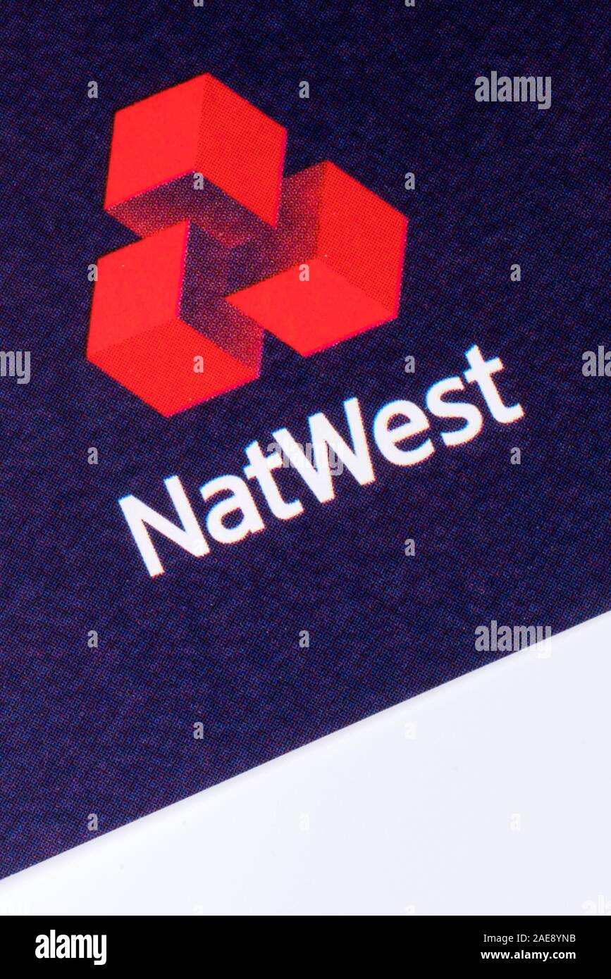 Londres, UK - 3 décembre 2019 : la Banque Natwest logo, représenté sur une brochure d'information. Banque D'Images