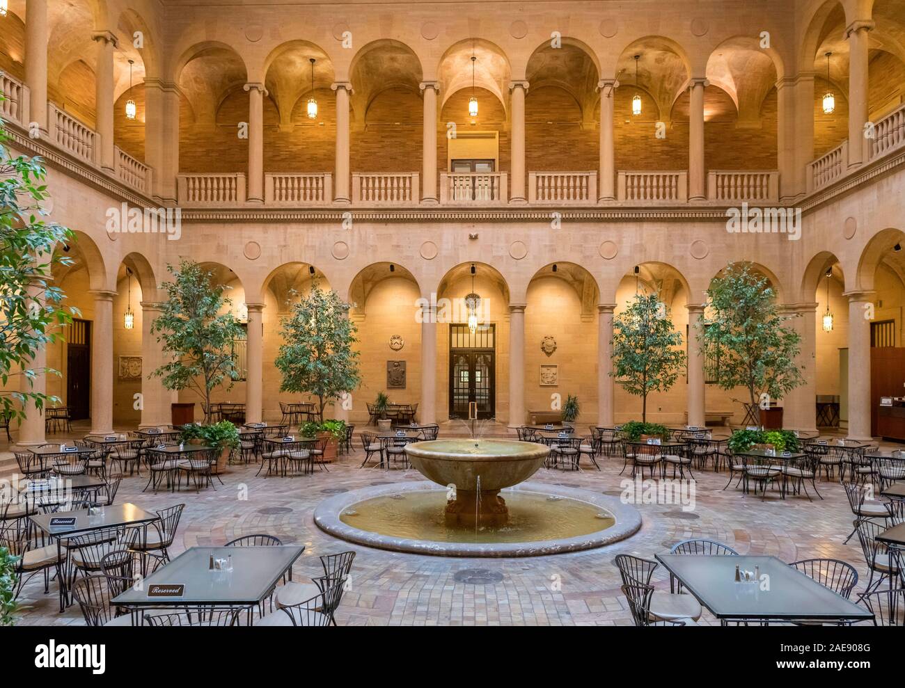 Le Rozzelle Court Restaurant au Nelson-Atkins Museum of Art, Kansas City, Missouri, États-Unis Banque D'Images