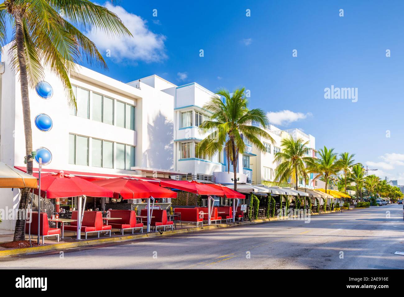 Miami Beach, Floride, USA cityscape sur Ocean Drive au matin. Banque D'Images