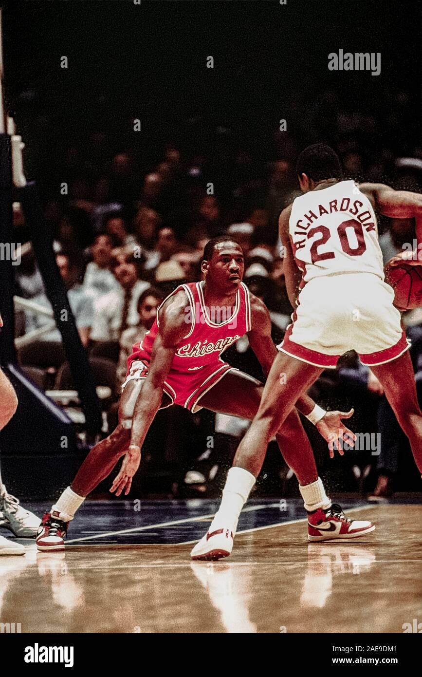 Michael Jordan Chicago Bull dans un match contre New Jersey Nets en 1985 Photo Stock Alamy