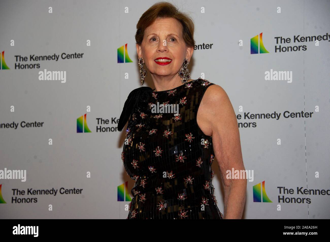 Washington DC, USA. 07Th Dec, 2019. Adrienne Arsht arrive pour le dîner officiel de l'artiste en l'honneur des récipiendaires de la 42e assemblée annuelle des Kennedy Center Honors au département d'État des États-Unis à Washington, DC le Samedi, Décembre 7, 2019. Les lauréats 2019 sont : Earth, Wind & Fire, Sally Field, Linda Ronstadt, Sesame Street, et Michael Tilson Thomas. Credit : MediaPunch Inc/Alamy Live News Banque D'Images